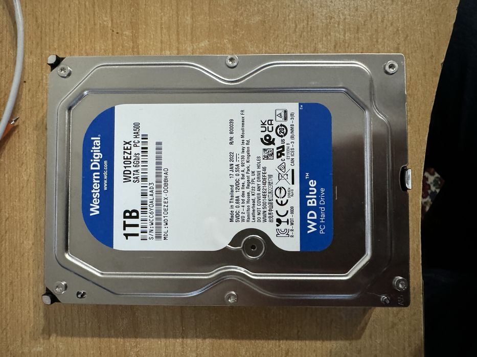 Жесткий диск 1 TB
