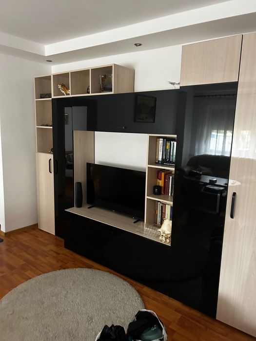Inchiriez apartament cu 2 camere la parter in zona 300 micalaca