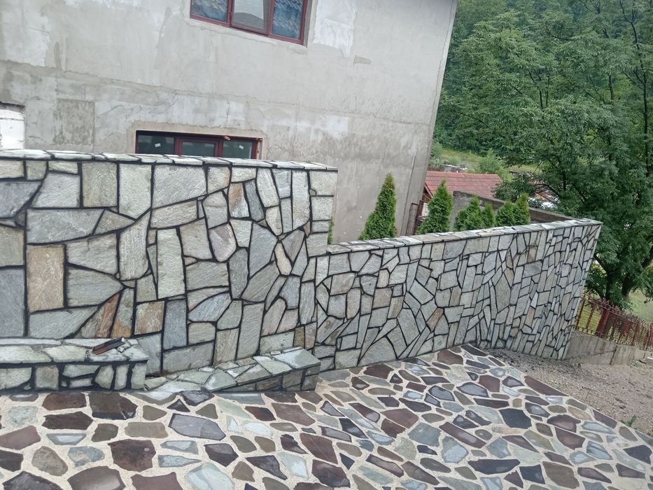 Piatra Naturală de munte