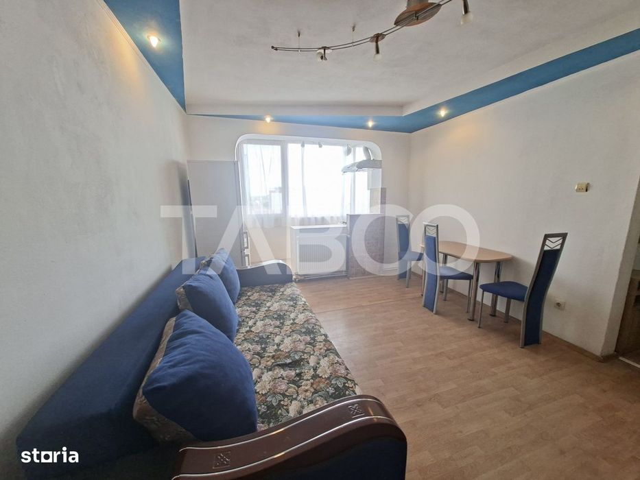 Apartament de vanzare cu 3 camere si balcon Mihai Viteazul lift