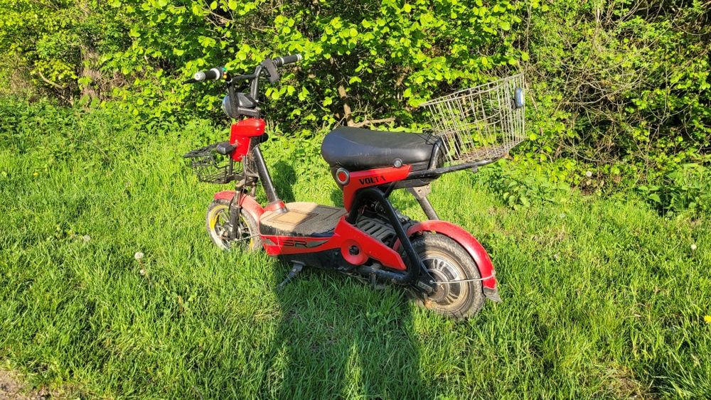 Vând scuter electric