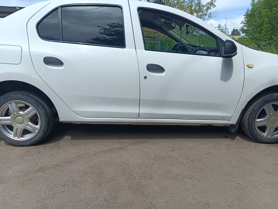 Renault Logan 2014