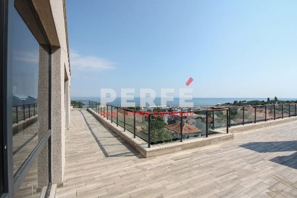 Продава се Двустаен апартамент в Черноморец - 76 кв.м за 1290 €/кв.м - Снимка #1