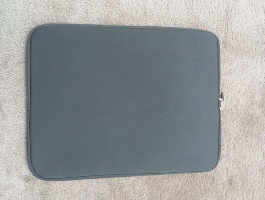 Чехлы для ноутбука