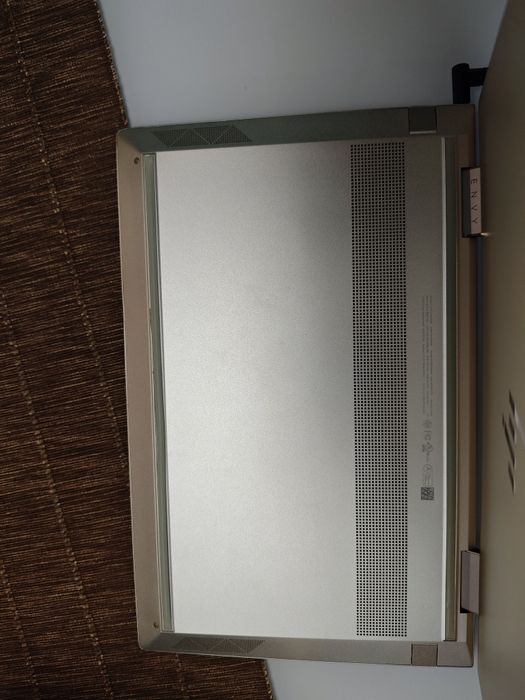 Лаптоп 2 в 1 HP Envy x360 13.3 i7-1165G7 512 NVME