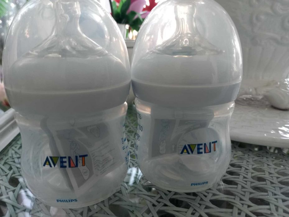 Продавам бебешки шишета AVENT Philips
