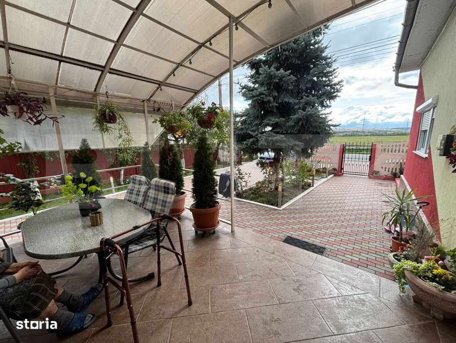 Casa individuala cu 7 camere, 200 mp, teren 627 mp, Jucu de Sus