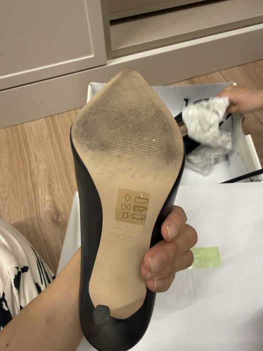 Продам туфли лодочки