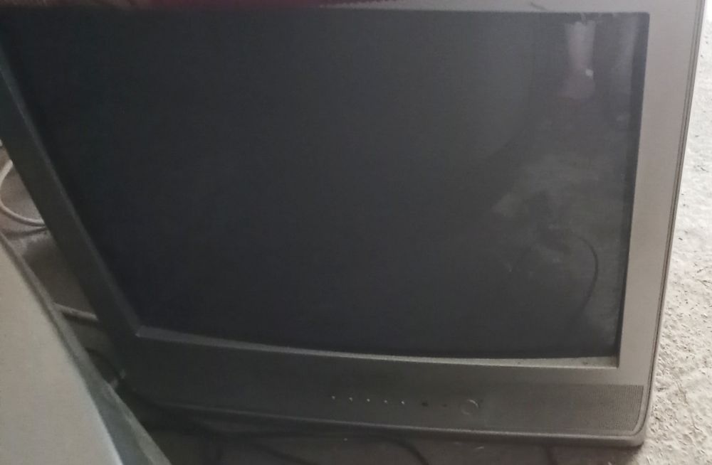 Продается б/у телевизоры