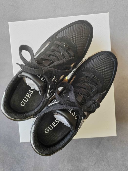 Дамски сникърси Guess