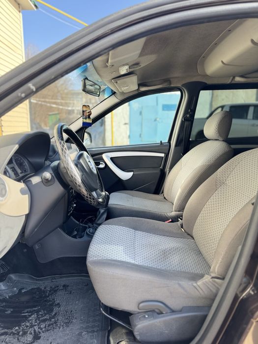 В продаже ларгус