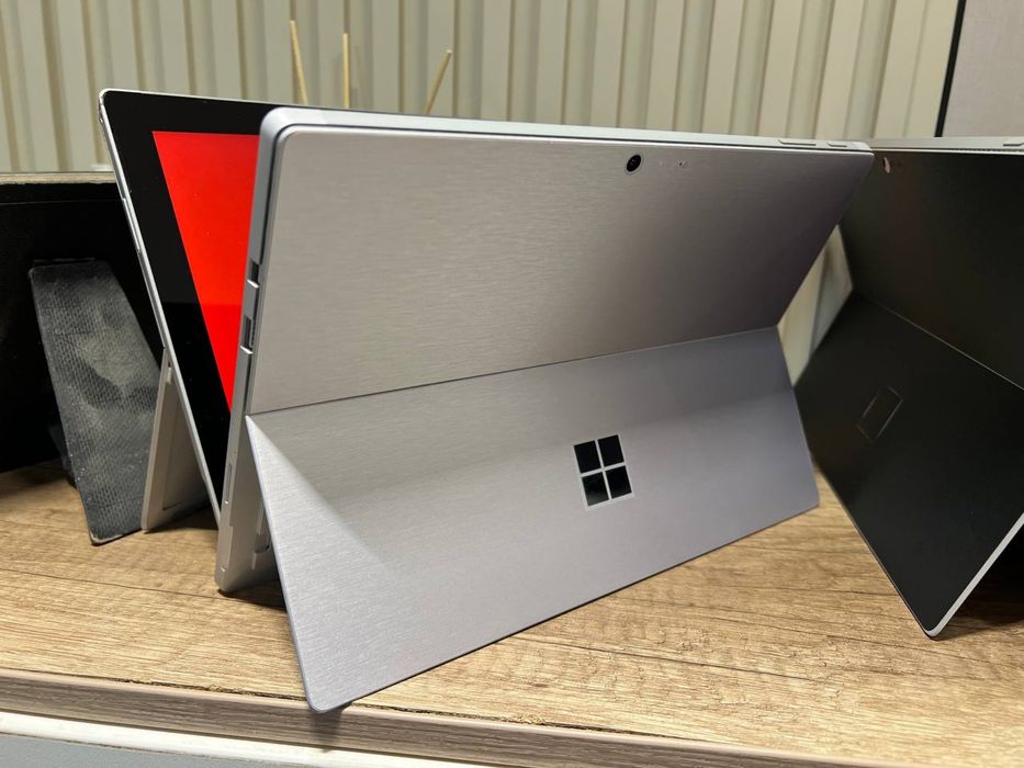 Microsoft Surface Pro M3-i5 4gb 128 ssd(8gb 256ssd)