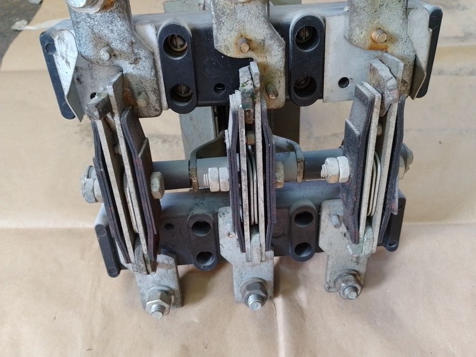 Лостов прекъсвач ВЛДК400А.