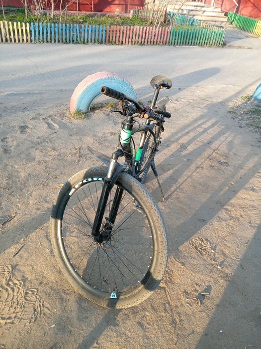 Велосипед продаю срочно то