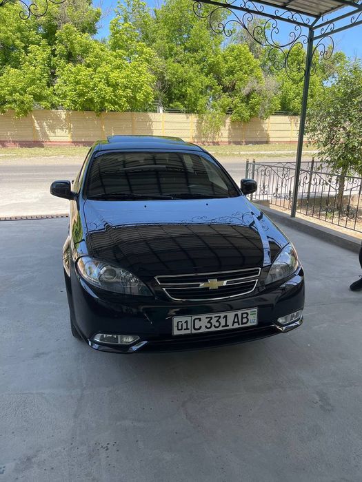 Lacetti Gentra sotiladi