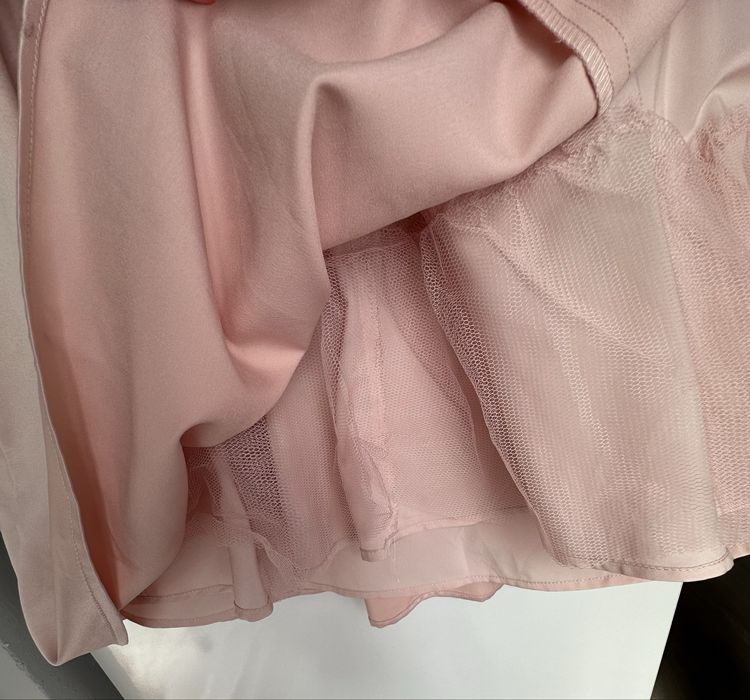 Рокля цвят пудра размер 38