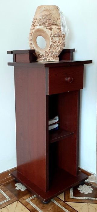 Спальный гарнитур, угловая тумба