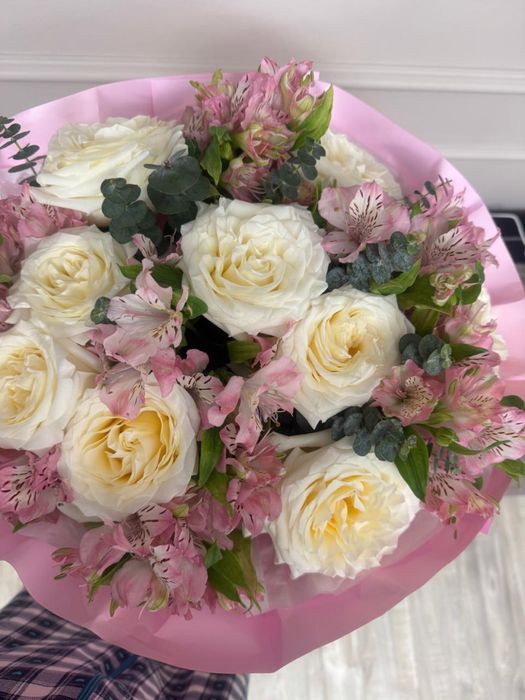 Букет цветов продам