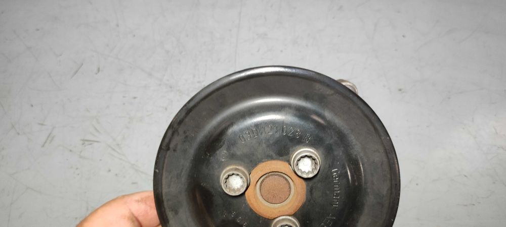 Pompa apa Volkswagen VW golf 6 variant cod 03D121028B