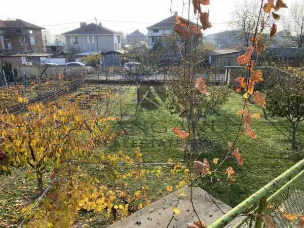 оф.11882 Къща в Центъра на с.Войводиново