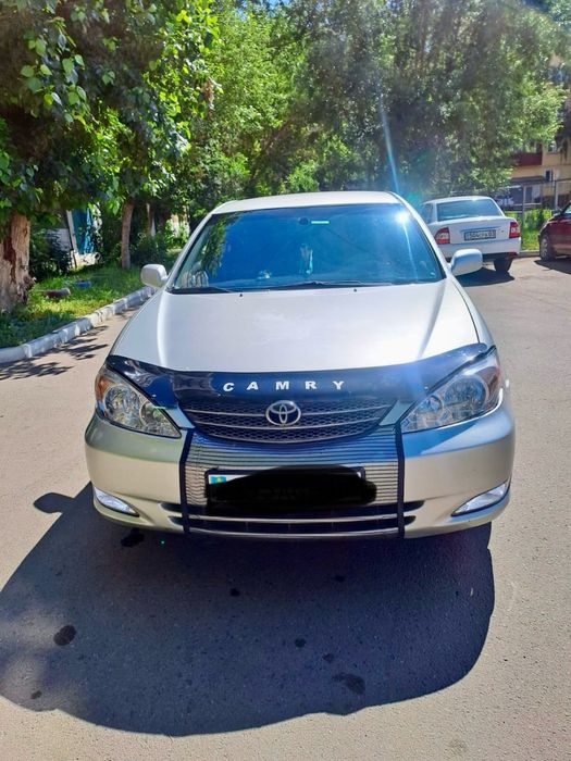 Продам машину Toyota camry