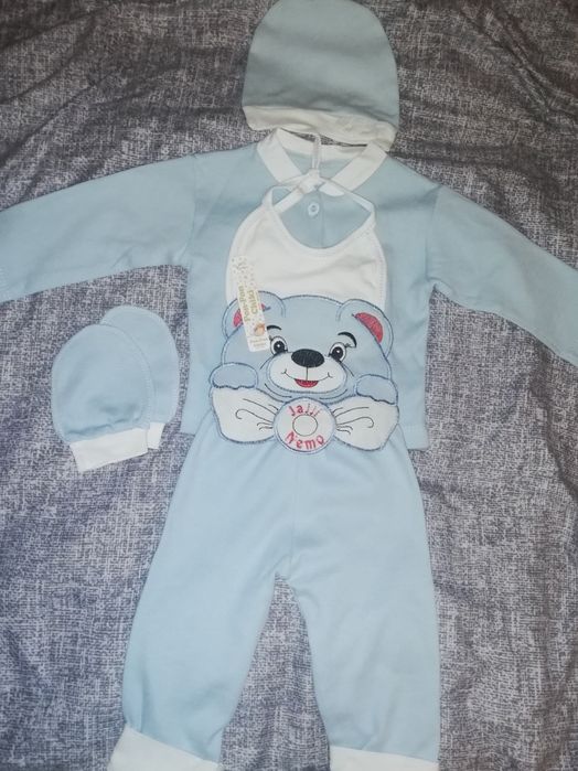 Продам вещи детские