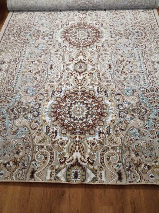 Ковер новый 4,30*2,00, шелк