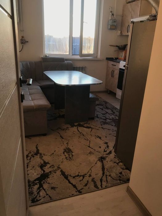 Bez makler srochna arenda 3 xona