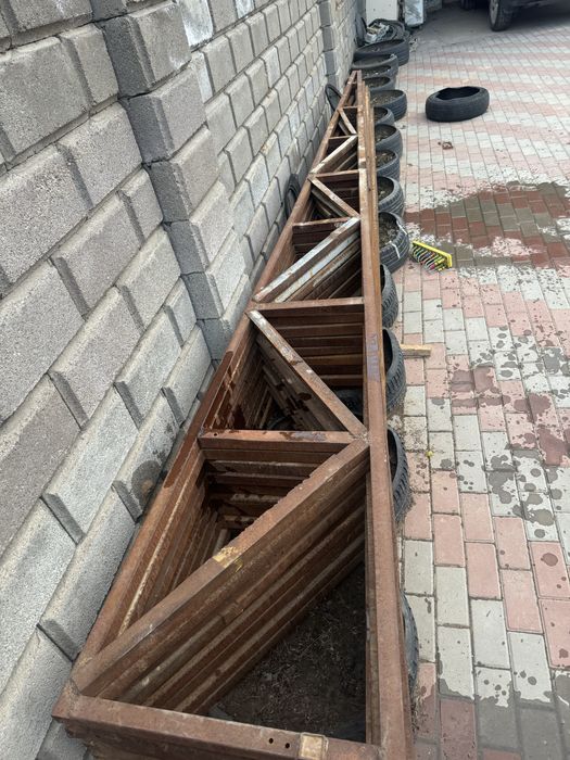 Продам металическую ферму