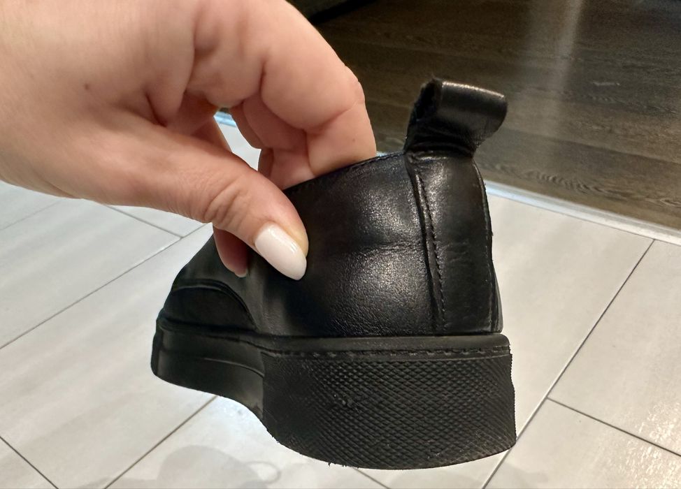 Елегантни обувки BIANKI с дантела в отлично състояние