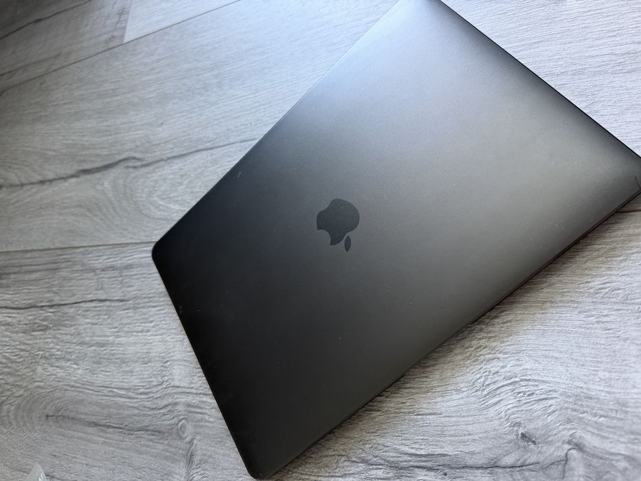 Mac book air 13 M1 256 GB SSD