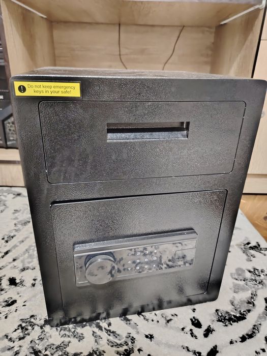 Сейф для дома и офиса