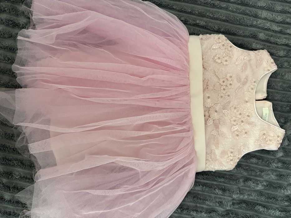 Платья на 1 , 2 , 3 , 4 года