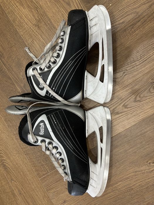 Коньки детские черные