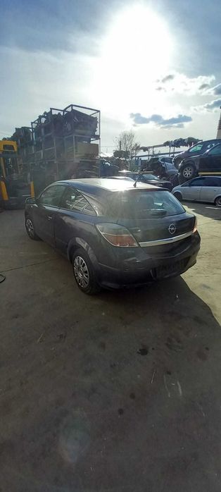 Opel ASTRA H  GTC Dezmembrez/Dezmembram