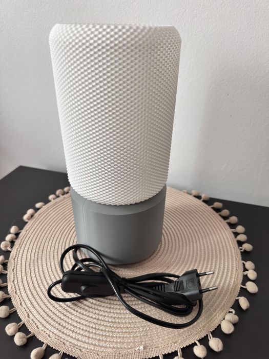 Настолна Лампа:  Модел Amber