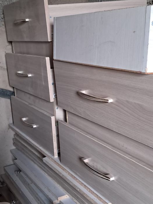 Продается шкаф срочно