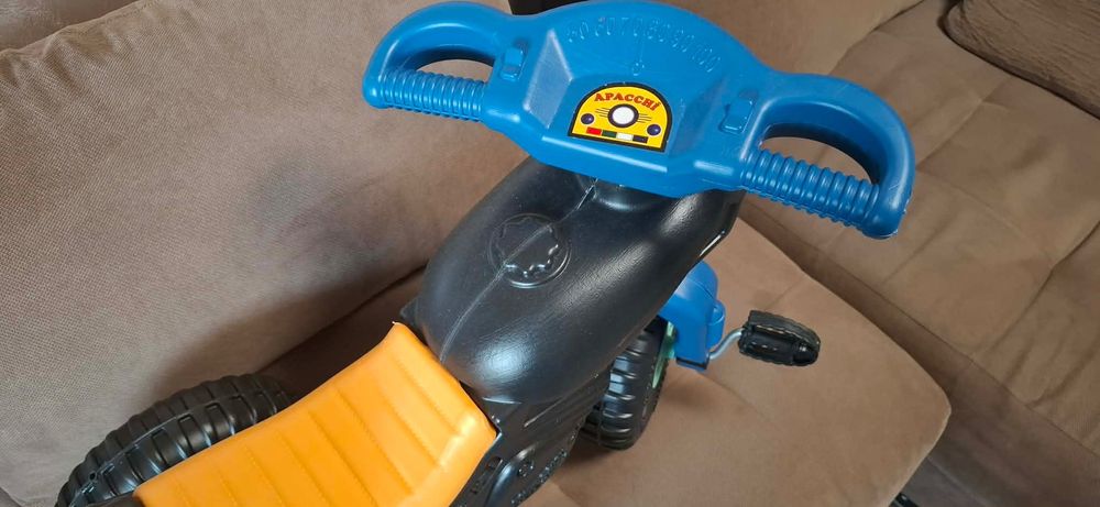 2 броя колело детско