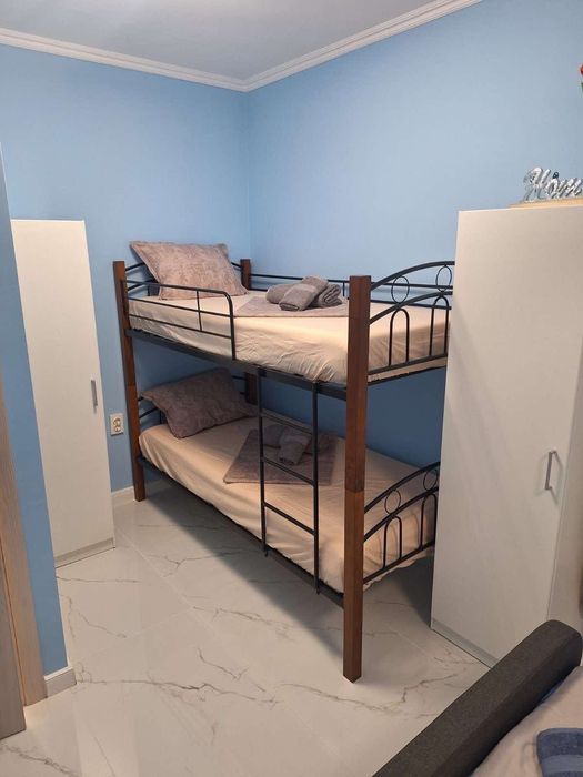 Дава се под наем Тристаен апартамент в София, Зона Б-19 - 90 кв.м за 120 € - Снимка #8