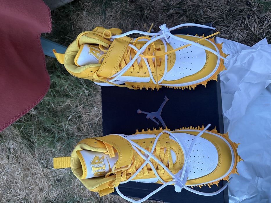 Air Force 1 Mid "Off-White - Varsity Maize"