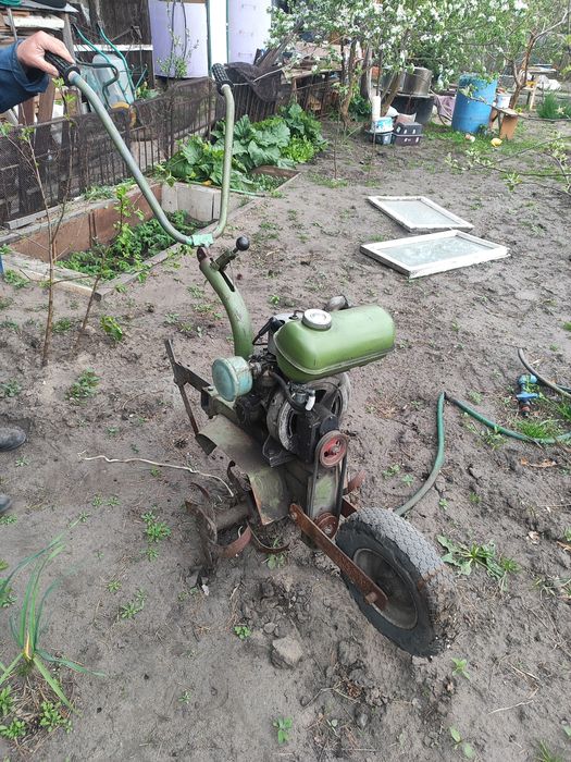 Продам мотоблок для вспашки