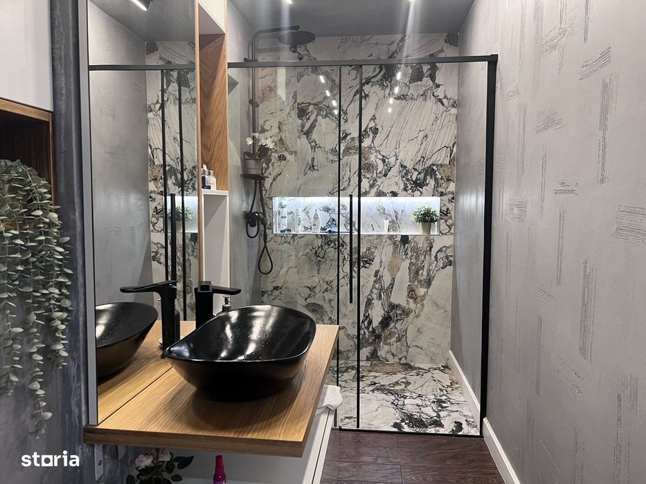 Apartament 2 camere Unirii. Lux. Prima inchiriere.