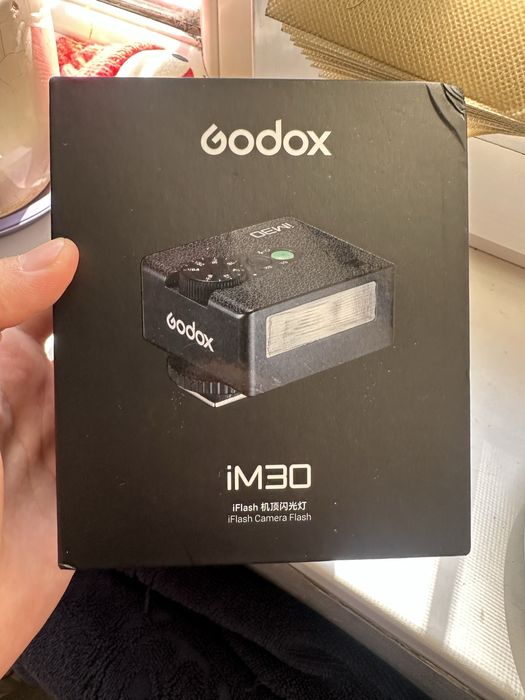 Godox im30 фотовыспышка