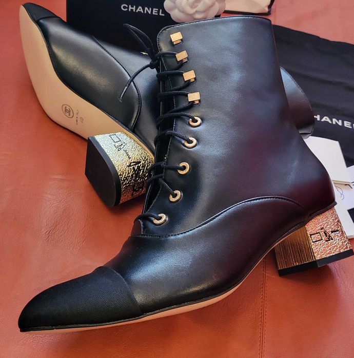 Chanel Egyptian Collection Boots-нови боти н.38,5