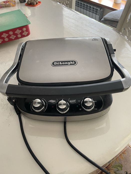 Гриль в отличном состоянии, рабочий