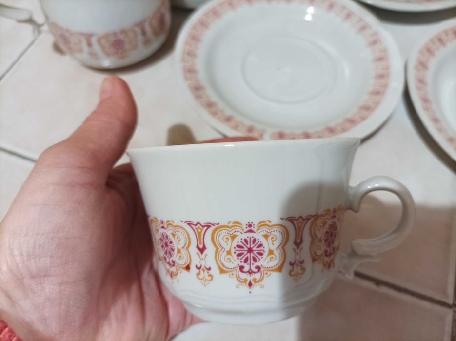 Нов сервиз за чай и кафе, производство на Диамант Разград