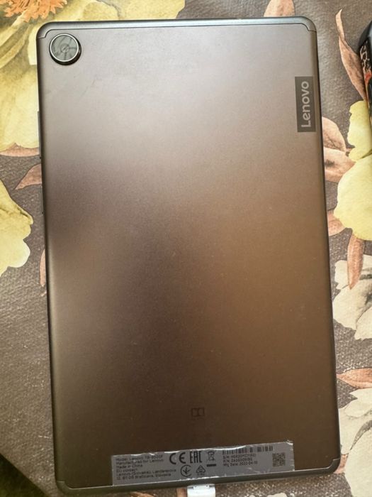 Lenovo Tab M8, тъмно сив