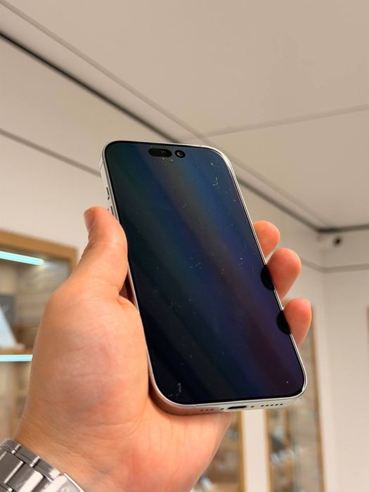 iPhone 16 Pro | 256 GB | eSIM
