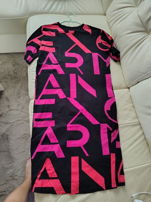 Прекрасна рокля Armani