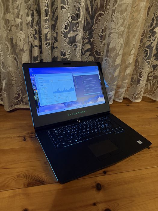 Laptop Gaming jocuri Alienware Dell 15 R3 i7 gtx 1060 6gb 16gb rami
